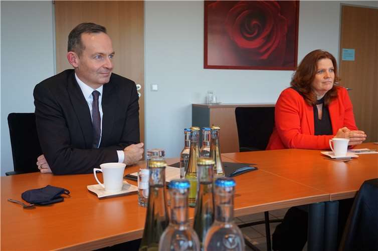  Volker Wissing und Sandra Weeser zeichnen ein positives Bild der rheinland-pfälzischen Wirtschaft. 