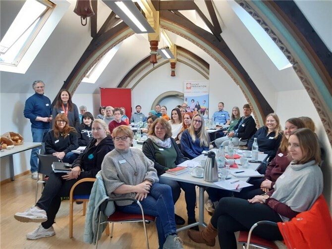 : Volles Haus bei der Suchtberatungsstelle des Caritasverbandes in Ahrweiler: Verschiedenste Fachkräfte der Jugendhilfe im Kreis Ahrweiler tauschten sich aus.  Foto: Monika Müller