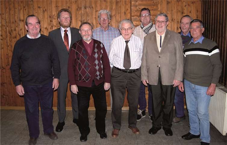 ( v.l). Manfred Daubach, Bernd Hoffmann, Dietmar Espenlaub, Albert Andries, Rudolf Euteneuer, Bernd Buhr, Werner Hallerbach, Gerhard Daubach und Angelo Ruggiero. privat