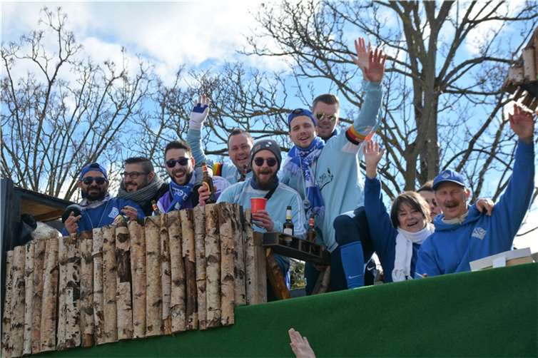 1. FC Rheinbach und Freunde. Leitung: Sebastian Paffenholz