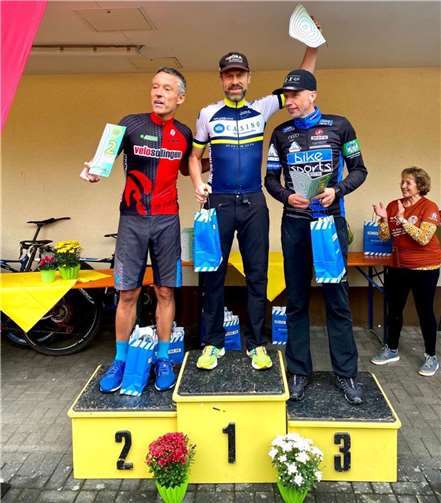 Immer noch in Topform 1. Platz Marzina, Klaus-Jörg - 2. Platz Martin, Alexander - 3. Platz Nickerl, Torsten. Foto: privat