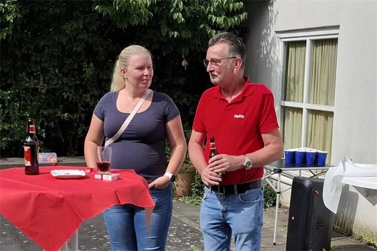 1. Vorsitzende - Katharina Brechtken und Stv. Vorsitzender - Horst Frechen, bei der Begrüßung der Mitglieder