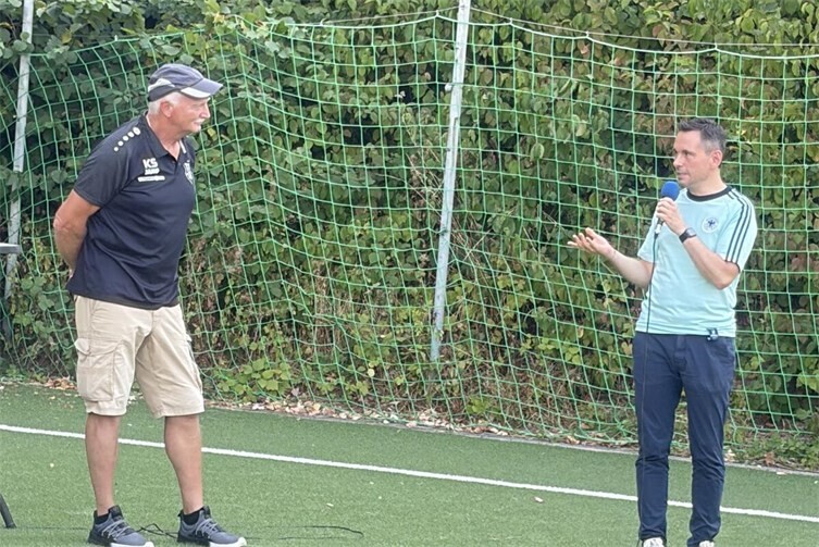 1. Vorsitzender des TSV Lay Klaus Schneider  und Oberbürgermeister David Langner 
