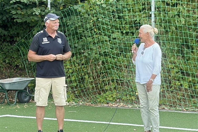 1. Vorsitzender des TSV Lay Klaus Schneider und Präsidentin des Sportbundes Rheinland Monika Sauer 