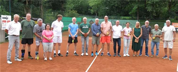 1. und 2. Sieger 11. Konrad-Cup 2023.  Foto:Hans Dreis