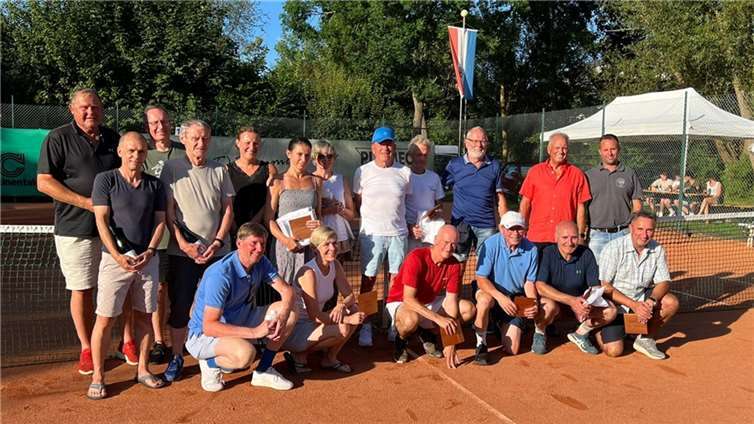 1. und 2. Sieger des 12. Konrad-Cups.  Foto: Petra Nett