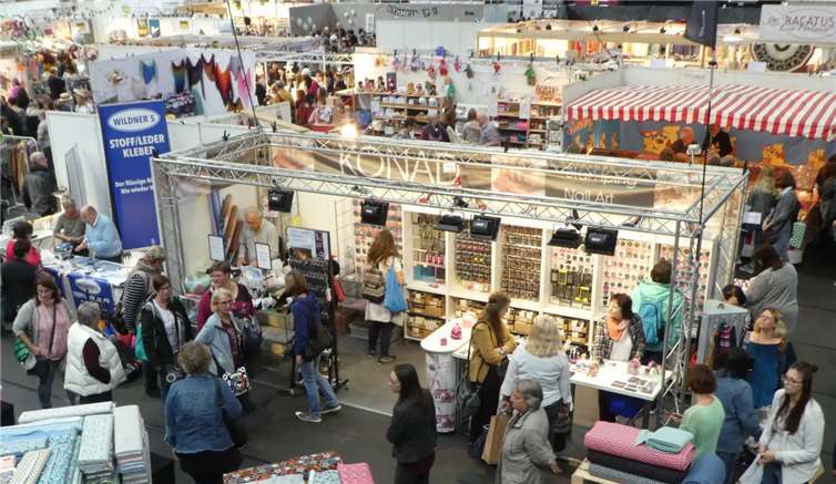 100 Aussteller füllen die Messehallen, neue Ideen werden vermittelt und Workshops angeboten. Foto: Okken GmbH