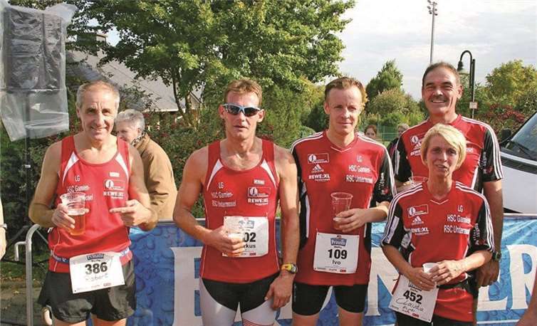 10.000 Meter, Team 2 (V. l.): Gotto-Luhr-Baumgart-M.Esper-Claudia Esper.Privat