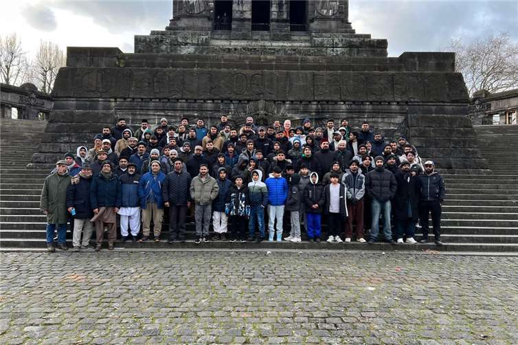 104 Mitglieder nahmen an der Neujahrsaktion teil. Quelle: Ahmadiyya Muslim Jamaat Koblenz