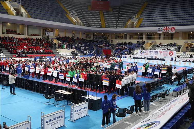 Mayener Karateka gewinnt sensationell EM-Silber  1.151 StarterInnen aus 49 Nationen traten in Tiflis gegeneinander an.