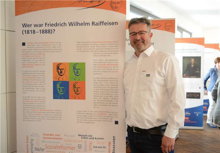 12 Rollups erzählen die Geschichte des berühmten Rheinland-Pfälzers. Manuel Andrack wandelte als Gastredner auf den Spuren des Reformers.