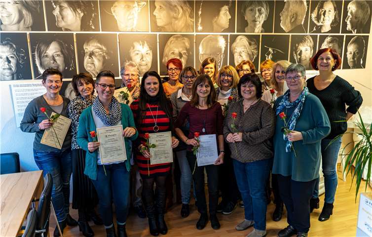 12 Teilnehmerinnen sind nun bereit für die ehrenamtliche Hospizbegleitung.Foto: Hospiz-Verein Rhein-Ahr e.V