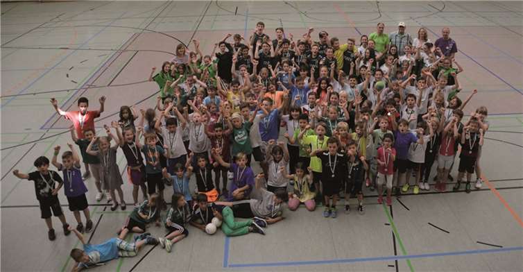 120 Kinder hatten viel Spaß beim Grün-Weiß-Tag in Mendig. A. Bous