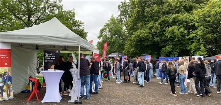 1.200 Schüler und Schülerinnen nutzen das Angebot. Quelle: Agentur für Arbeit Montabaur