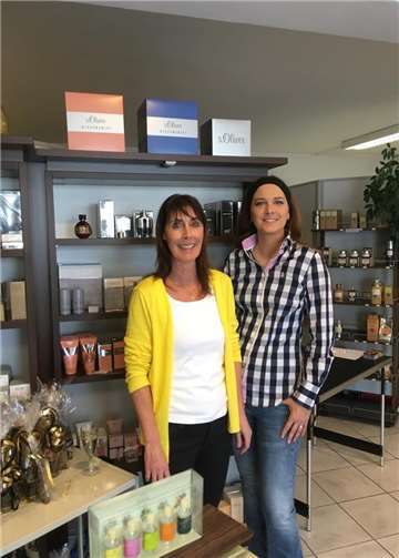 1.260 Euro konnten die Inhaber der 1. Vorsitzenden des Tierschutzvereins Neuwied übergeben. Foto: privat