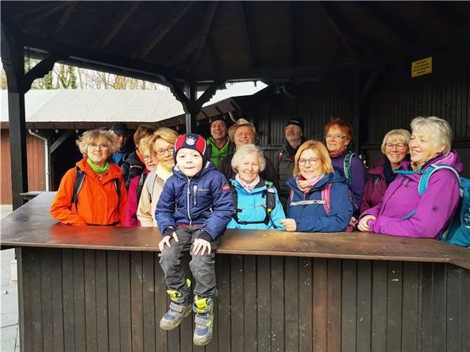 15 Wanderer starteten mit Elan in das neue Jahr.  Foto: privat