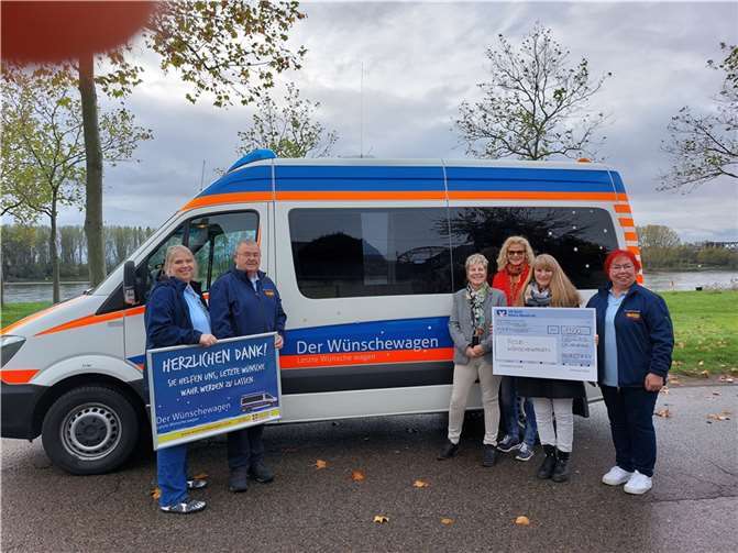 1.500 Euro spendete der Verein BenefitZ – Wir helfen Kindern e.V. an die Aktion Wünschewagen. Foto: privat