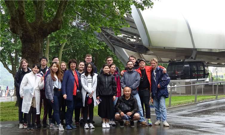 16 Studentinnen und Studenten der Uni Hannover machten sich in Koblenz ein Bild von der Nachnutzung der BUGA-Flächen. BUGA-Freunde Koblenz