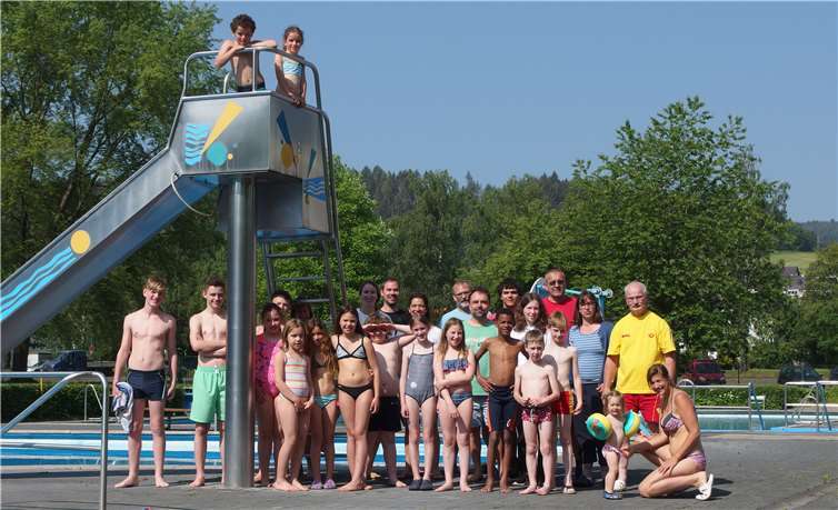 17 Kinder nahmen an der Pfingstfreizeit der DLRG teil. privat