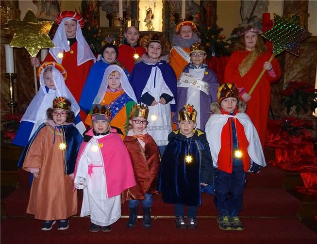 18 Sternsinger waren in Bad Hönningen unterwegs. 