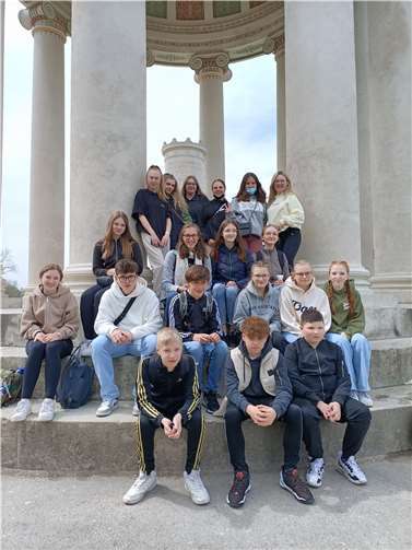 19 Jugendliche haben in den Osterferien bei einer viertägigen Bildungsfahrt nach München teilgenommen. Quelle: Kreis Neuwied
