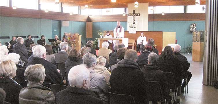1973 wurde die Filialkirche St. Martin vom damaligen Regionaldekan dem Heiligen Martinus geweiht. privat