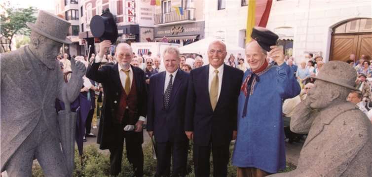 1999: Hendrech on Jösef haben nur ihren Platz auf dem Alter MarktFix