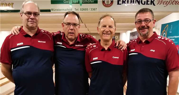 2. Mannschaft: (v.li.) M. Jaster, M. Mertes, K. Schneider, J. Becker.