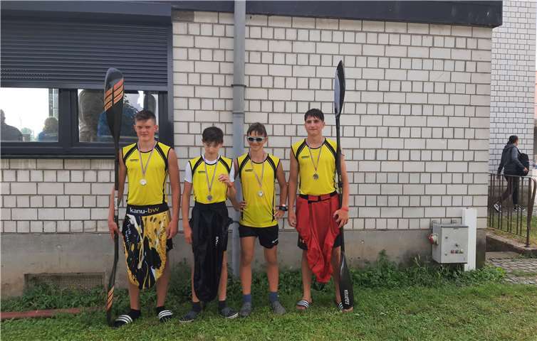 2. Platz im K4 5000m für v.l.n.r: Jaron Schulz, Rasmus Schwandt, Julian Kaske und Marvin Klesing.