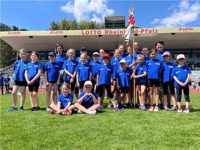 20 Kinder des SV Hatzenport-Löf machten sich auf den Weg nach Koblenz, um sich mit anderen Vereinen des Turngaus Rhein-Mosel zu messen. Foto: privat