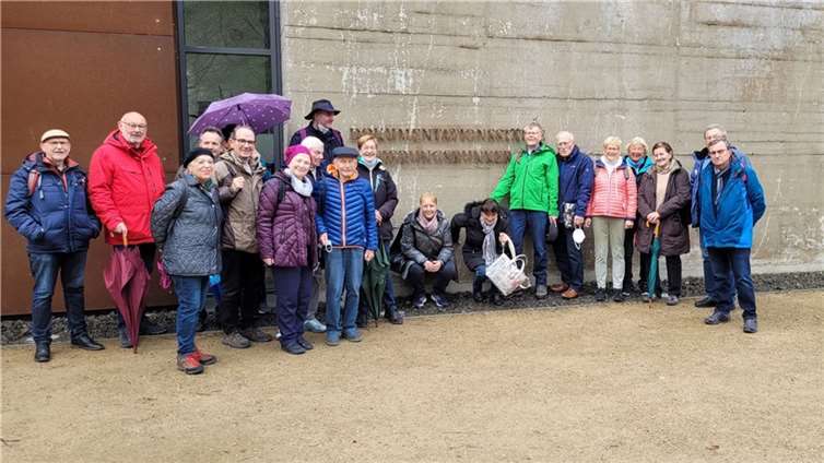 20 Mitglieder von plus/minus 60 aktiv e.V. beesuchten die Dokumentationsstätte Regierungsbunker in Ahrweiler. Foto: privat