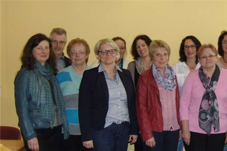 20-jähriges Dienstjubiläum feierten Dr. Kornelia Brucker-Blank, Rita Engels, Ute Hellenthal, Lilia Kasdorf, 25-jähriges Dienstjubiläum feierten Sabine Diederich, Agnes Hamacher, Ines Kwiek, Heike Prämassing, Gaby Schüttler, 30-jähriges Dienstjubiläum feierten Hildegard Löhndorf, Claudia Weber, 35-jähriges Dienstjubiläum feierten Eva-Maria Fasbender, Marianne Gerhards, 40-jähriges Dienstjubiläum feierte Renate Hoffmann.Melanie Schnitzler