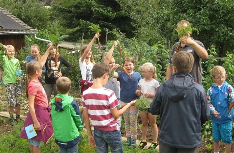 2017 hatten die Teilnehmer viele schöne gemeinsame Stunden im Garten. Privat