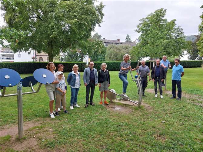 2023 wurden zudem Outdoor-Sportgeräte im Kurpark von Bad Breisig installiert