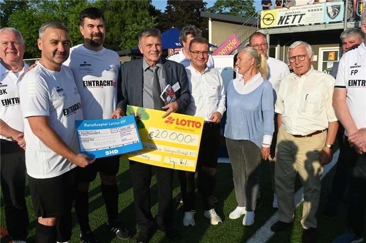 20.500 Euro kamen für die Krebsgesellschaft Rheinland-Pfalz zusammen.  Fotos: SK