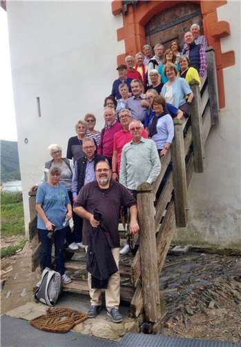26 Teilnehmerinnen und Teilnehmer erkundeten die Burg Pfalzgrafenstein. Fotos: privat
