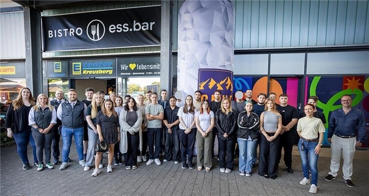 27 Auszubildende starten ihren beruflichen Werdegang in diesem Jahr bei EDEKA Kreuzberg.