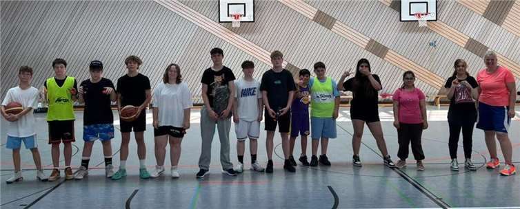 Am Ende des Tages gab es nur Gewinner 3 x 3 begeistert Schüler immer. Foto: Grundschulliga/ R.Jarmanovic