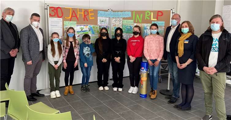 30 ausgewählte Bilder wurden zum Weltwassertag in Polch ausgestellt.  Fotos: VG Maifeld