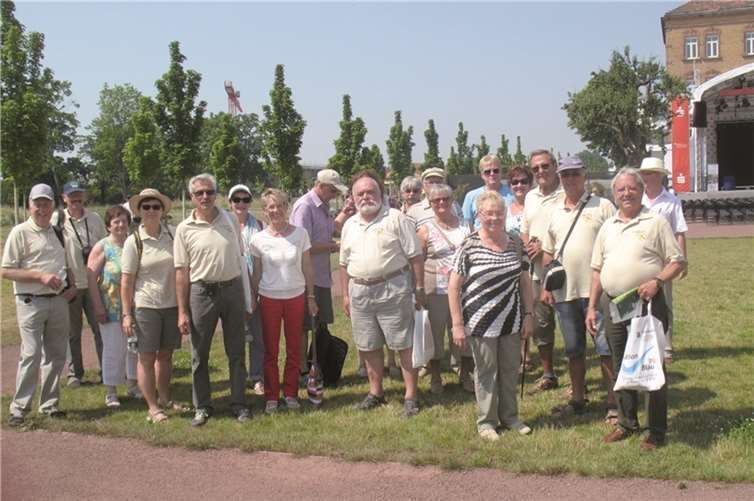 35 Personen aus der Ortsgemeinde Dürrholz besuchten die Landesgartenschau.privat