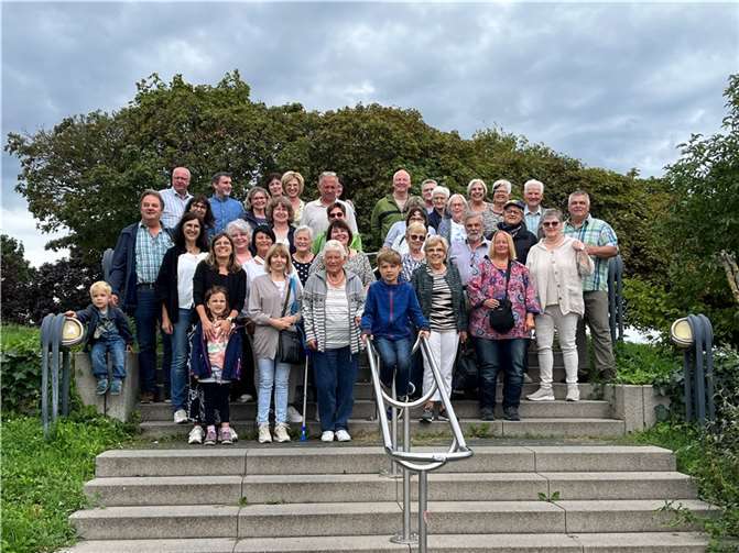38 Personen im Alter zwischen vier und 90 Jahren sind der Einladung der kfd Gappenach zur Tagesfahrt zur Bundesgartenschau 2023 in Mannheim gefolgt. Foto: privat