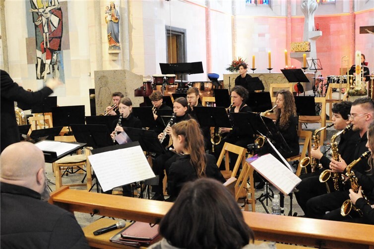 3Das Jugendorchester unter Simon Ockenfeld.