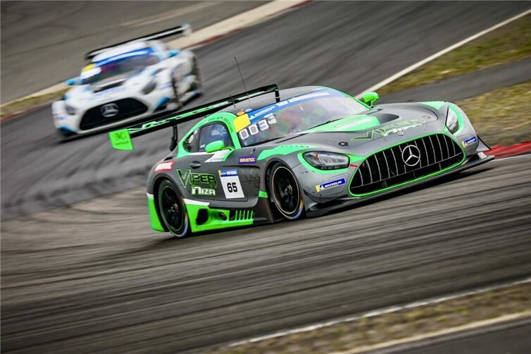 Erfolgreiche Premiere der Michelin 12H Nürburgring