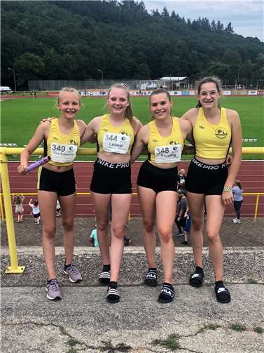 4 x 75 m Staffel - v. l. Eva Stein, Leonie Böckmann, Solveig Schreiber und Amelie Schmitt. Foto: privat
