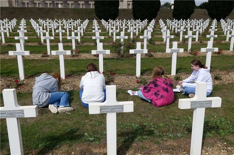40 Schülerinnen und Schüler des städtischen Gymnasiums und der Gesamtschule Rheinbach besuchten Verdun. Foto: privat