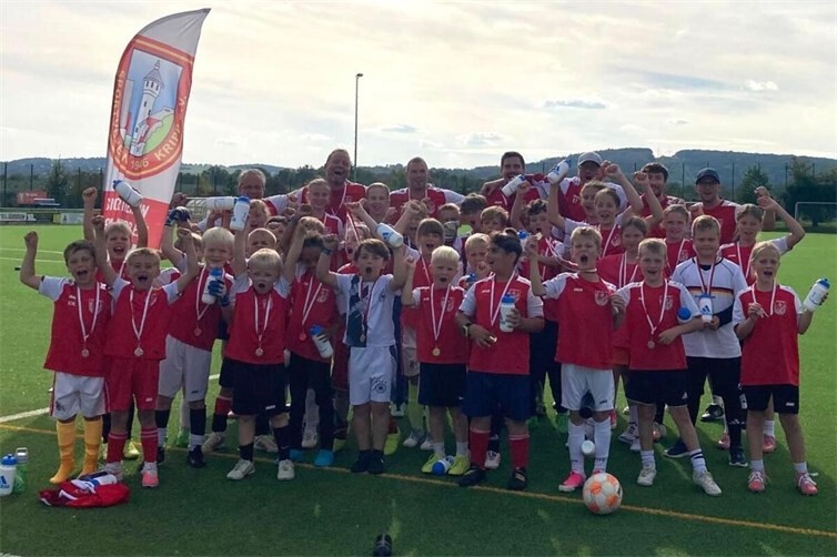 40 fußballbegeisterte Kinder erlebten vom 5. bis 7. Oktober ein abwechslungsreiches Herbstcamp beim SV Kripp.
