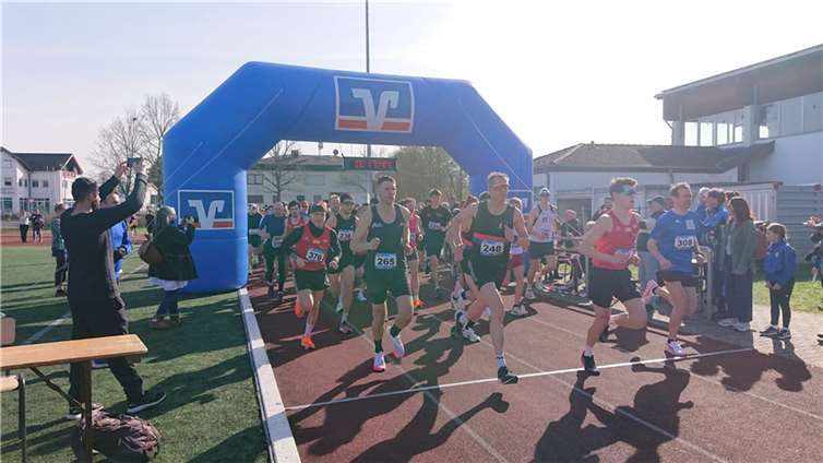 405 Teilnehmerinnen und Teilnehmer nahmen am 40. Urmitzer Volkslauf teil. Quelle: SV Urmitz