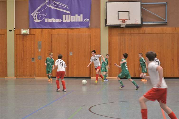 41 Mannschaften nahmen am Hallencup teil.