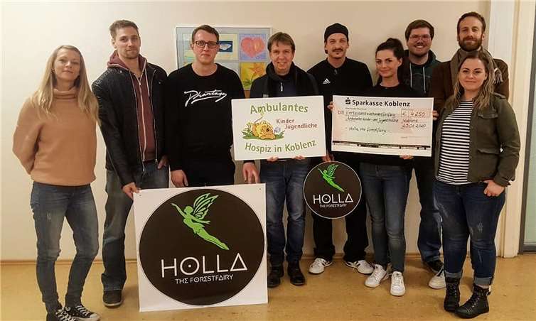 4250 Euro konnten an das ambulante Kinder- und Jugendhospiz Koblenz übergeben werden.Fotos: privat