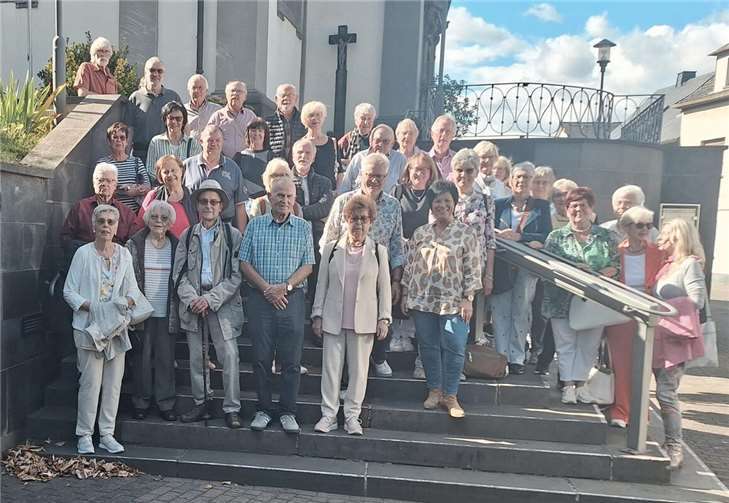 Gemeinsam Gemeinschaft erleben 48 Teilnehmerinnen und Teilnehmer der St.-Matthias-Bruderschaft bei ihrem Ausflug. Foto: Rolf Keuser